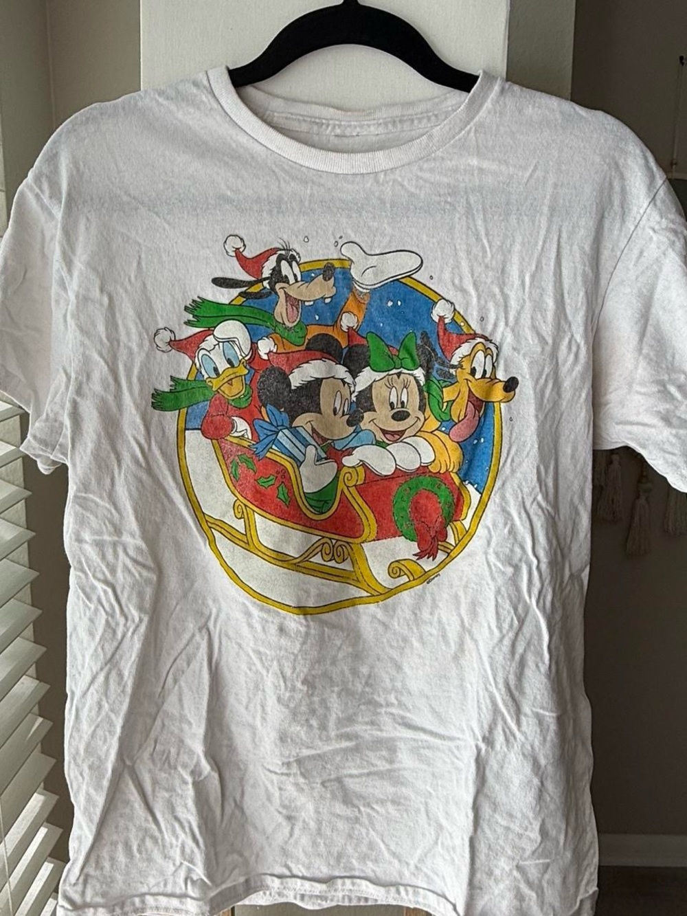Disney Kids' White Holiday Character Tee - Mickey & Friends